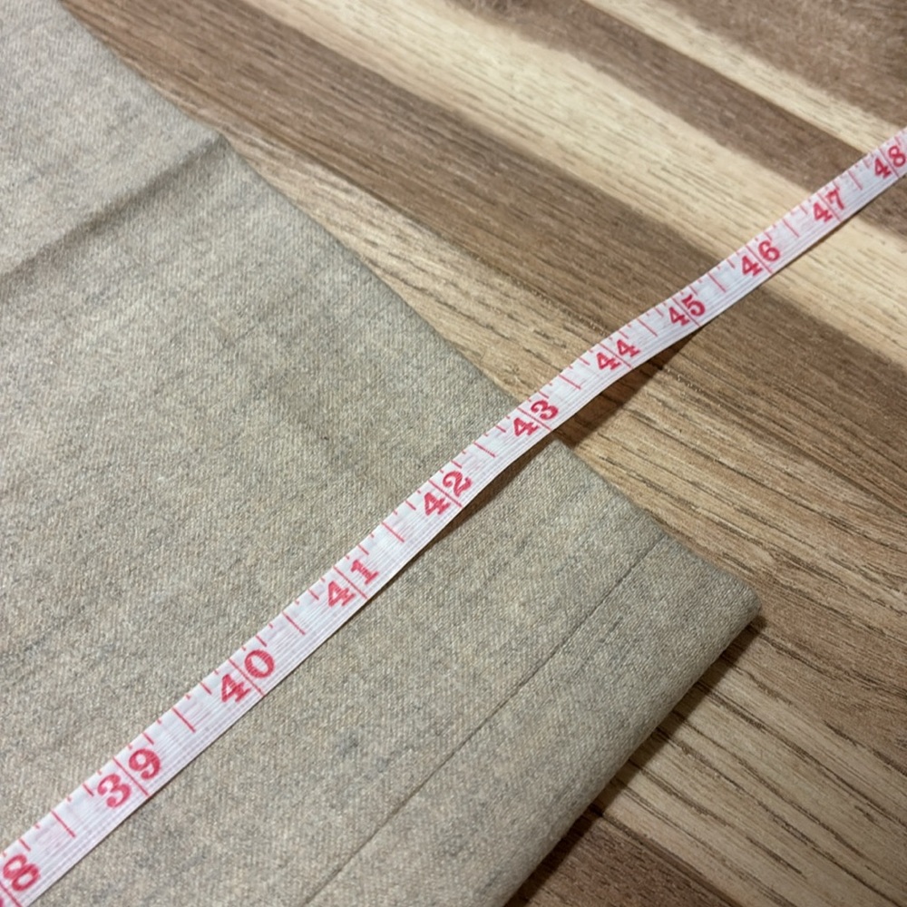 Aritzia - Babaton Pleated Wool Straight Leg Pants - Picture 6 of 8